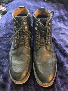 Madden by Steve Madden Men’s Black Moc Toe Side Zip Boots Size 11